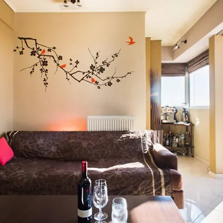 Acropolis 360 Penthouse 아파트