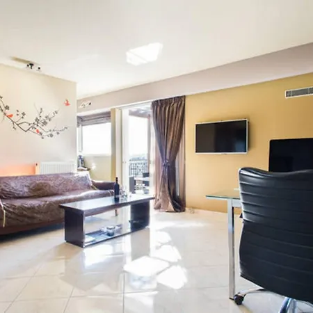Acropolis 360 Penthouse